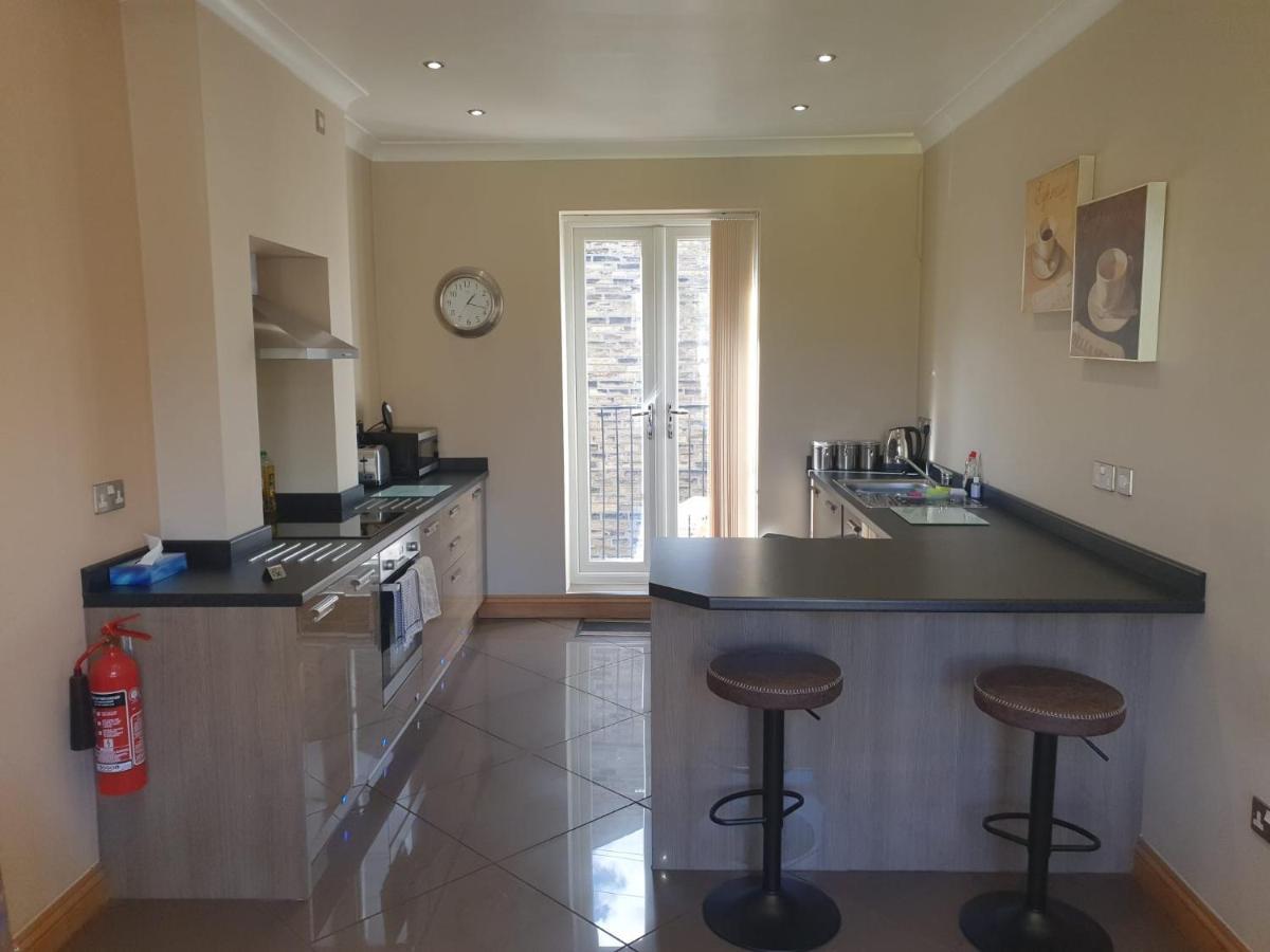 St Ives Apartment ฮาลิแฟกซ์ ภายนอก รูปภาพ